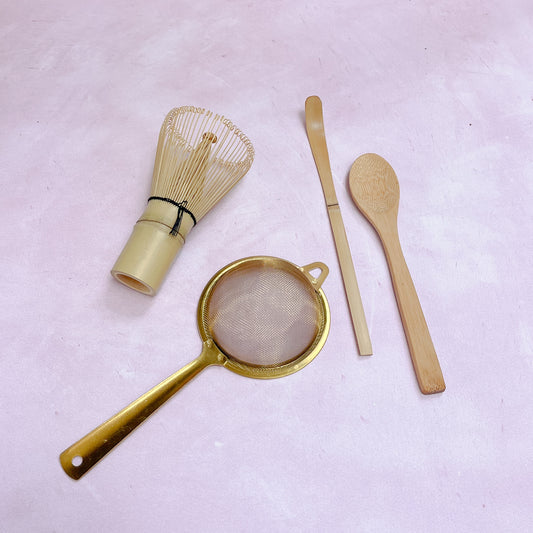 Mini kit de Ceremonia (chasen, cuchara tradicional de bambu,colador)